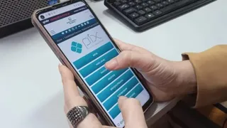 Imagem ilustrativa da imagem E o 13º ? Bancos e Pix com instabilidades nesta sexta (19)