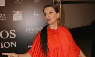 Imagem ilustrativa da imagem Ela chegou! Juliette Binoche apresenta novo filme em Niterói
