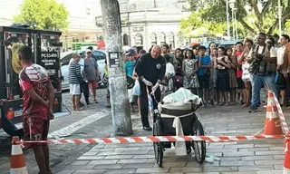 Imagem ilustrativa da imagem Filho é preso por pedir dinheiro usando o corpo do pai
