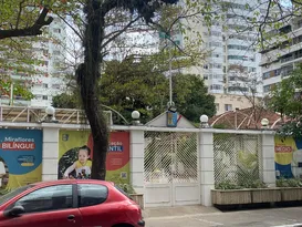 Imagem ilustrativa da imagem Fim de uma era: colégio tradicional de Niterói vende terreno e vai fechar as portas