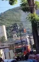 Imagem ilustrativa da imagem Fogo em poste assusta moradores em Niterói; vídeo