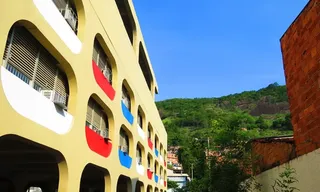 Imagem ilustrativa da imagem Guerra de facções prejudica aulas em escolas de Niterói