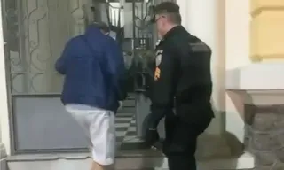 Imagem ilustrativa da imagem Idoso é preso por violência psicológica contra mulher em Maricá