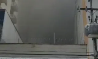 Imagem ilustrativa da imagem Incêndio em prédio na Zona Sul de Niterói; vídeo