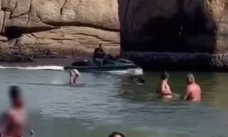 Imagem ilustrativa da imagem Jet skis circulam perto de crianças em praias de Niterói; vídeo