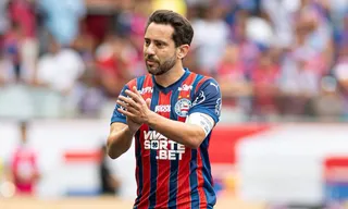 Imagem ilustrativa da imagem Jogador Everton Ribeiro, ex-Fla, é diagnosticado com câncer