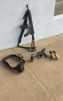 Imagem ilustrativa da imagem Manhã de tiroteio com bandidos baleados em São Gonçalo