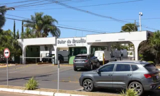 Imagem ilustrativa da imagem Ministro Moraes atende pedidos dos advogados de Bolsonaro