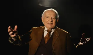 Imagem ilustrativa da imagem Othon Bastos celebra sucesso do espetáculo que chega a Niterói