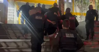 Imagem ilustrativa da imagem PM prende ‘bondão’ por tráfico em Niterói; vídeo