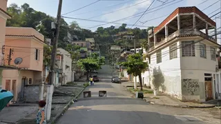 Imagem ilustrativa da imagem Passageira de carro por app é baleada em Niterói