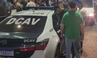 Imagem ilustrativa da imagem Preso dono de bar por vender bebida a menores no Rio; vídeo