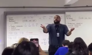 Imagem ilustrativa da imagem Professor vira fenômeno ao ensinar fórmulas no ritmo do funk; vídeo