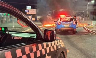 Imagem ilustrativa da imagem Protesto com fogo fecha rua de São Gonçalo; vídeo