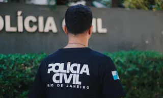 Imagem ilustrativa da imagem Receptadores de celulares roubados são flagrados em feira na Baixada