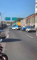 Imagem ilustrativa da imagem Tiroteio fecha os dois sentidos da Linha Amarela; vídeo