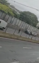 Imagem ilustrativa da imagem Tiroteio interdita Linha Amarela e deixa dois feridos; vídeo