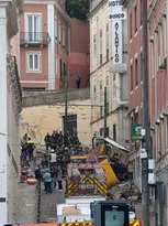 Imagem ilustrativa da imagem Tragédia em Portugal: pelo menos 15 mortos em queda de bondinho