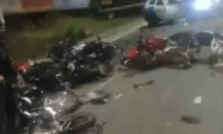Imagem ilustrativa da imagem Várias motos batem após abordagem da PM em rolezinho; oito feridos