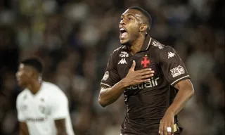 Imagem ilustrativa da imagem Vasco bate o Fluminense e sobe na tabela do Brasileirão