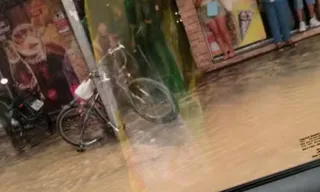 Imagem ilustrativa da imagem Vazamento afeta o abastecimento de água em 19 bairros do Rio