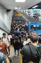 Imagem ilustrativa da imagem Volta para casa é afetada no Rio e em Niterói após operação