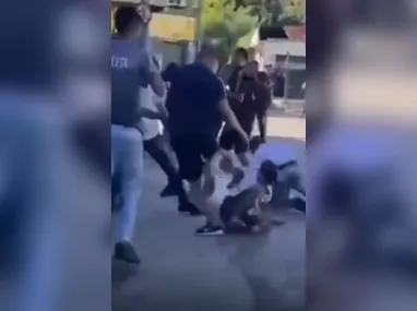 O adolescente ficou com marcas de agressão no corpo