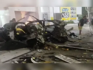 A explosão aconteceu após o rompimento do cilindro de gás do veículo durante o abastecimento