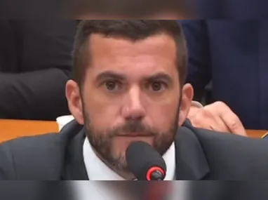 O texto argumenta que medida trará benefícios para os cidadãos e autoridades policiais