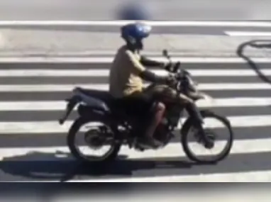 Imagem ilustrativa da imagem Foragido é preso em Niterói dando 'rolé' com moto roubada