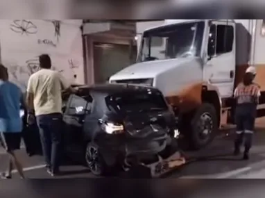 Situação dificulta a mobilidade de pedestres