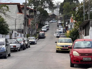 O homem foi levado para a 78ª DP (Fonseca) e, depois, encaminhado para a 77ª DP (Icaraí), onde o caso foi registrado