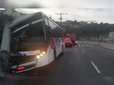 A fumaça se espalhou rapidamente pelos andares superiores