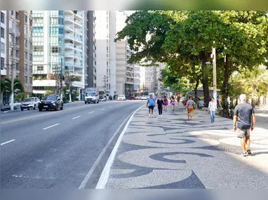 Trânsito na Ponte Rio-Niterói nesta sexta-feira (25)