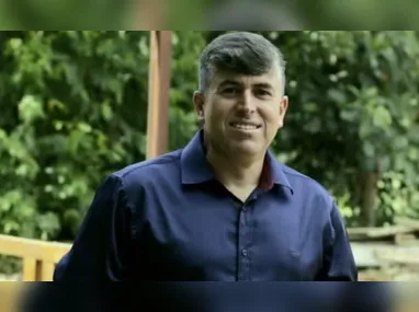Bilhete que a acusada enviou para a vítima junto com o bolo envenenado