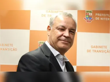 Os passageiros foram obrigados a esperar a troca de ônibus