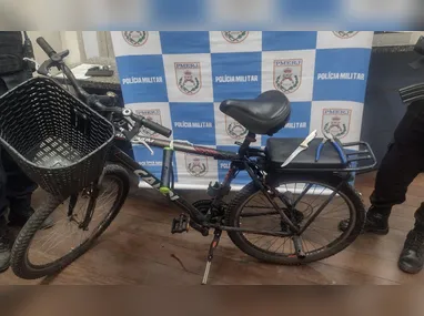 Imagem ilustrativa da imagem Homem rouba bicicleta e foge após ver a PM em Niterói