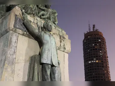 Imagem ilustrativa da imagem Você sabia que Juliana não foi a única moradora de Niterói a cair em vulcão?