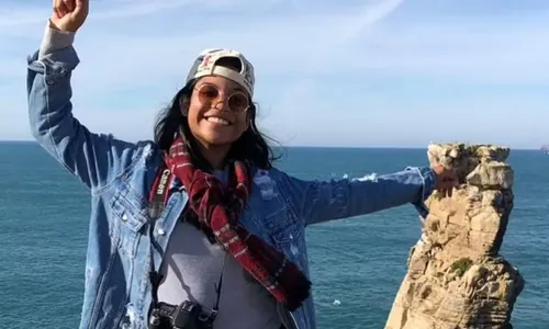 Jovem caiu durante uma trilha no Monte Rinjani, na Ilha de Lombok, no último sábado (21).