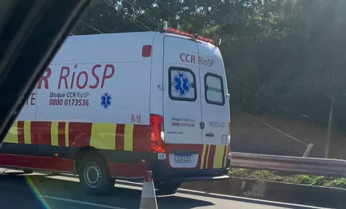 Equipes de resgate seguem no local