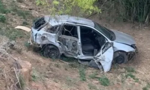 Acidente aconteceu na madrugada deste sábado na RJ-158