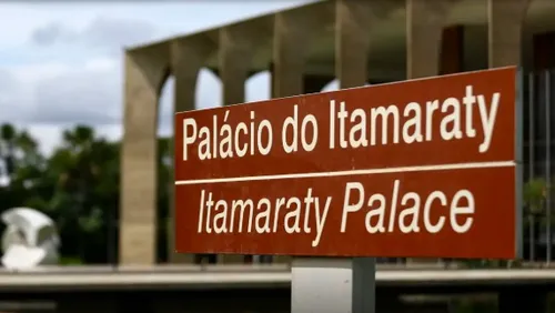 O governo brasileiro vê com grave preocupação a escalada militar no Oriente Médio