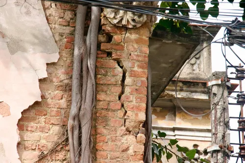 Casarão localizado na Rua Visconde de Uruguai esquina com a Visconde de Itaboraí