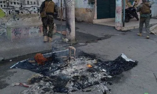 O achado ocorreu horas após uma grande operação policial na região