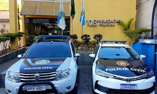 Ele foi levado para a sede da 108ª DP onde o caso está sendo investigado