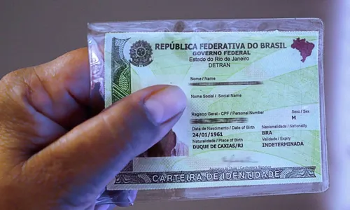Os postos funcionarão das 8h às 12h, com exceção das unidades localizadas em shoppings, que abrirão das 10h às 14h