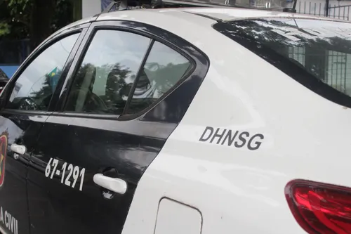 A Delegacia de Homicídios de Niterói, São Gonçalo e Itaboraí (DHNSG) está responsável pela investigação do caso