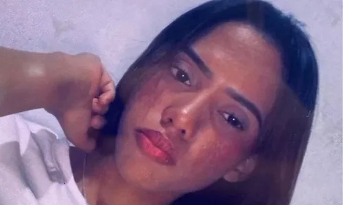 Isa morreu em um acidente de carro após sair de um evento no Clube 5 de Julho