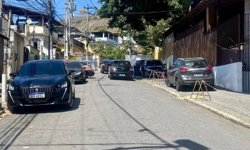 O corpo foi encontrado dentro de um condomínio nna Rua Porciúncula