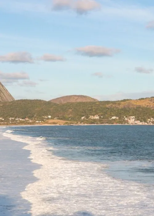 O caso aconteceu na madrugada de domingo (31), na Praia de Camboinhas, Região Oceânica de Niterói.